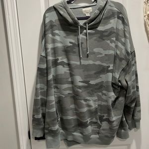 Aerie camo oversized sweatshirt